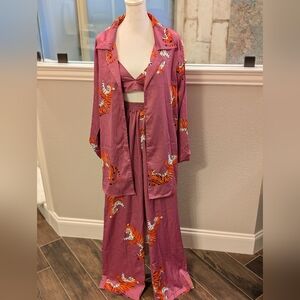 Nasty Gal Satin Tiger 3 Pc Pajama Set, Size 2